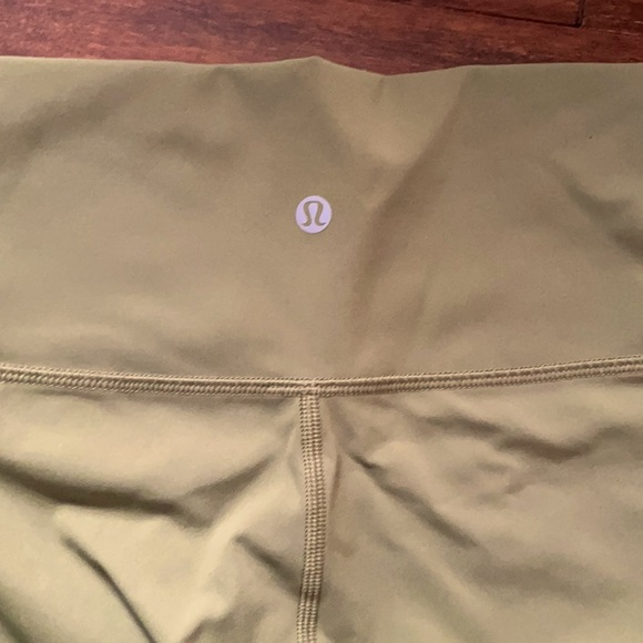 Green Lululemon Leggings! - Picture 2 of 2